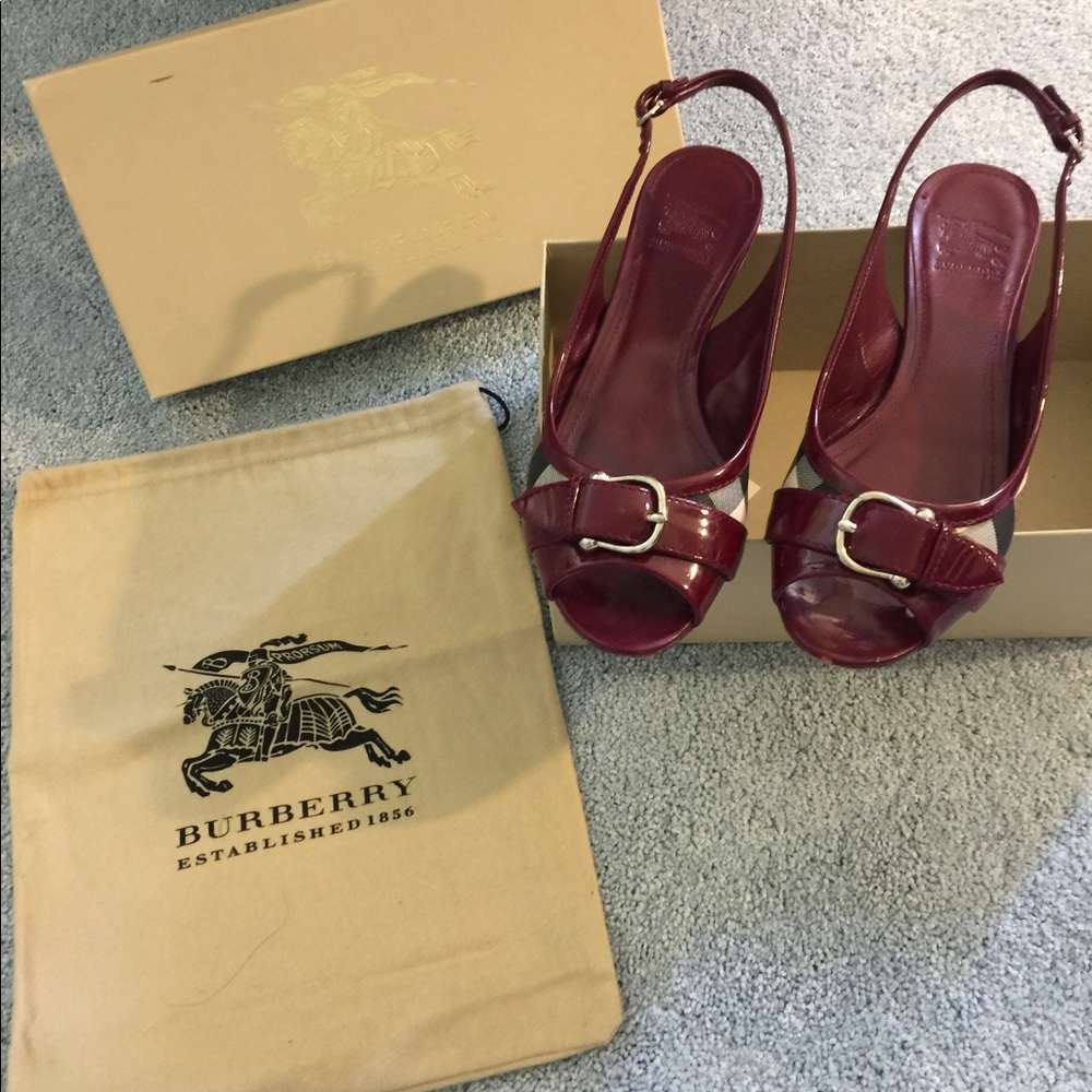 Burberry Flats